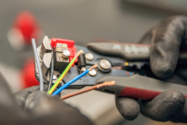 Best Electrical Contractors for Businesses  in Etowah, TN